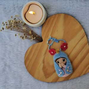 Pingente de carro Nossa Senhora azul e rosa