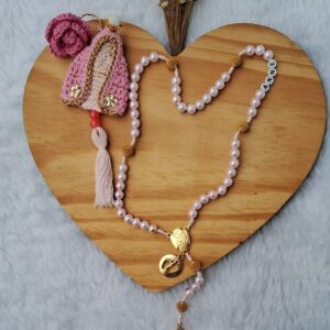 Kit terço e chaveiro rosa